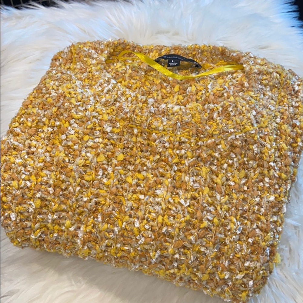 Broadway 38 Oversized Chunky Yellow Sweater